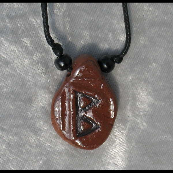 Collier Runique "Berkana"